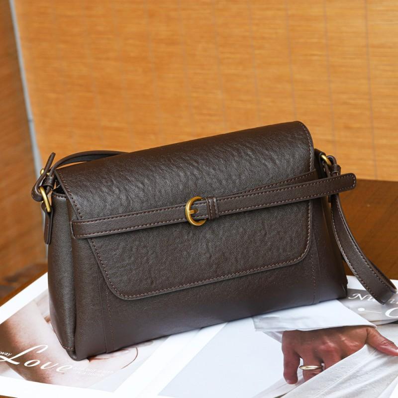Real Leather Fashionable Small Square Bag Versatile Retro Top Layer Vegetable Tanned Cowhide Shoulder Crossbody Commuting Trendy Women s 26x9x16CM кофейный
Real Leather Fashionable Small Square Bag Versatile Retro Top Layer Vegetable Tanned Cowhide Shoulder Crossbody Commuting Trendy Women s 26x9x16CM кофейный