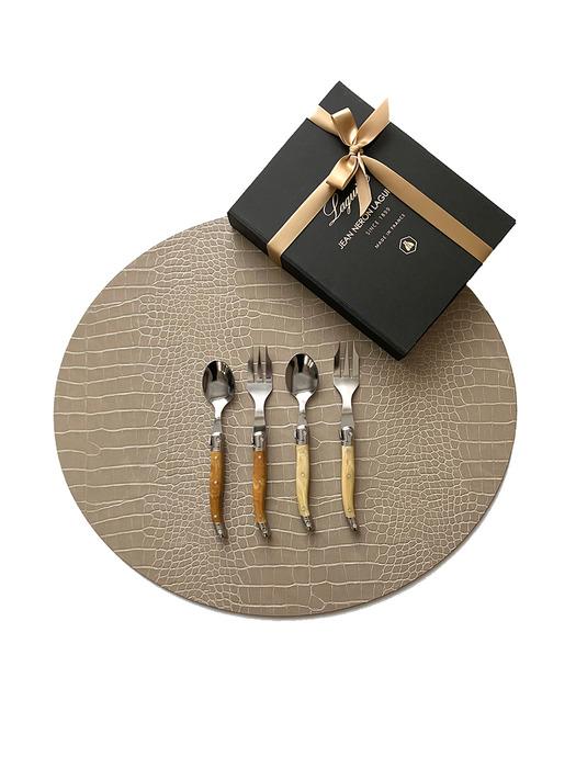 LAGUIOLE Janneron Laguiole Marble Beige + Marble Brown Teaspoon & Teafork Set (4 pieces) single type
LAGUIOLE Janneron Laguiole Marble Beige + Marble Brown Teaspoon & Teafork Set (4 pieces) single type