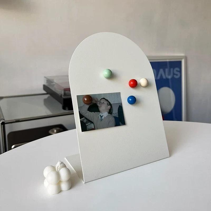 1pc Modern Desktop Message Board for Office andCafé-Durable Photo Display,Schedule Planner&Promotional Signage,Minimalist Design
1pc Modern Desktop Message Board for Office andCafé-Durable Photo Display,Schedule Planner&Promotional Signage,Minimalist Design