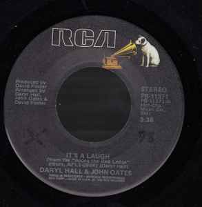 7inch Record DARYL HALL & JOHN OATES - It s A Laugh PB11371 RCA 1978 US Rock Used
7inch Record DARYL HALL & JOHN OATES - It s A Laugh PB11371 RCA 1978 US Rock Used