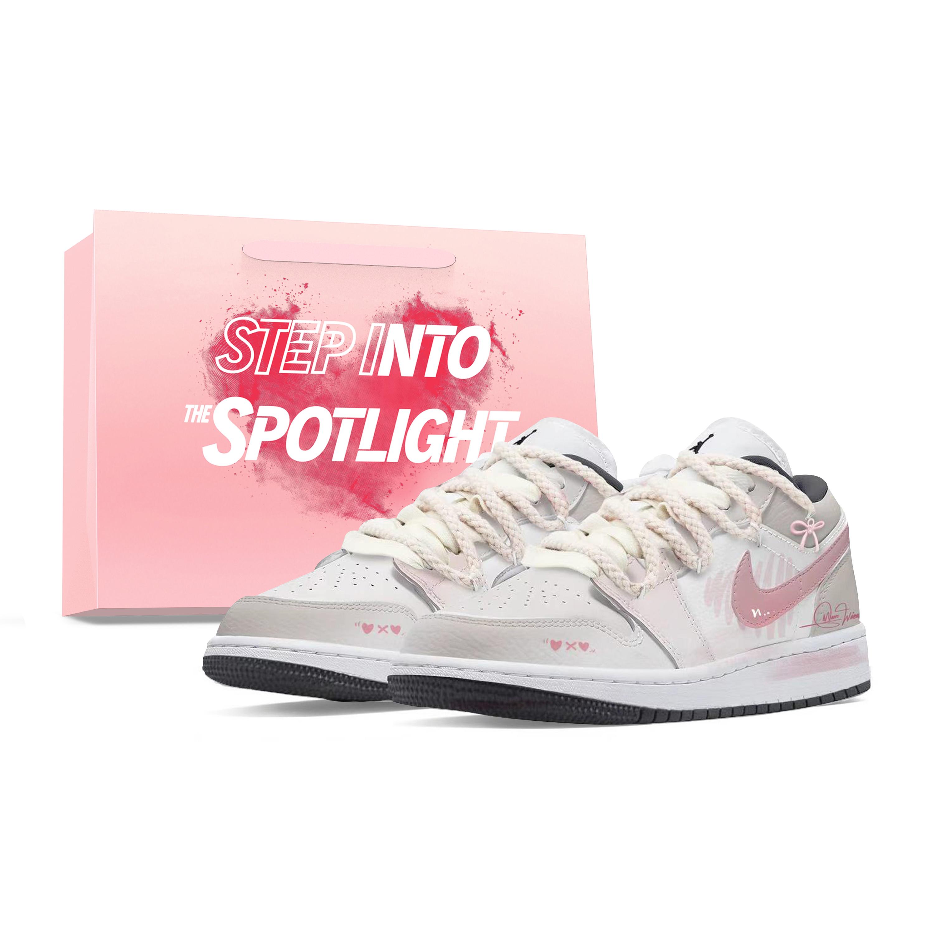 Jordan Air Jordan 1 Slip Resistant Abrasion Resistant Low top Vintage Basketball Shoes Unisex White 553558-152(Team963-SBOX) 35.5
Jordan Air Jordan 1 Slip Resistant Abrasion Resistant Low top Vintage Basketball Shoes Unisex White 553558-152(Team963-SBOX) 35.5