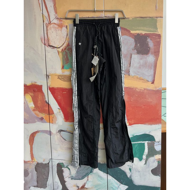Small Original Order SMF * K American vintage Night Basketball Casual All-matching Loose Straight Thin Cool Feeling Sweat pants Black 2 pieces
Small Original Order SMF * K American vintage Night Basketball Casual All-matching Loose Straight Thin Cool Feeling Sweat pants Black 2 pieces