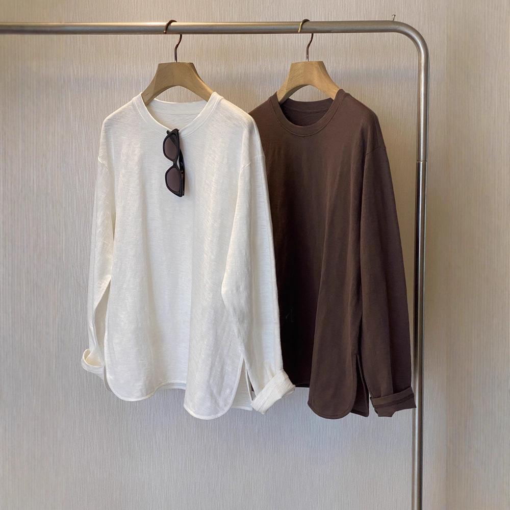 Shopkeeper s Collection: Women s Bamboo Cotton Long Sleeve T-Shirt with Curved Hem and Slit - Minimalist Autumn Design S (Approx. 105 lbs) вершковий/білий
Shopkeeper s Collection: Women s Bamboo Cotton Long Sleeve T-Shirt with Curved Hem and Slit - Minimalist Autumn Design S (Approx. 105 lbs) вершковий/білий
