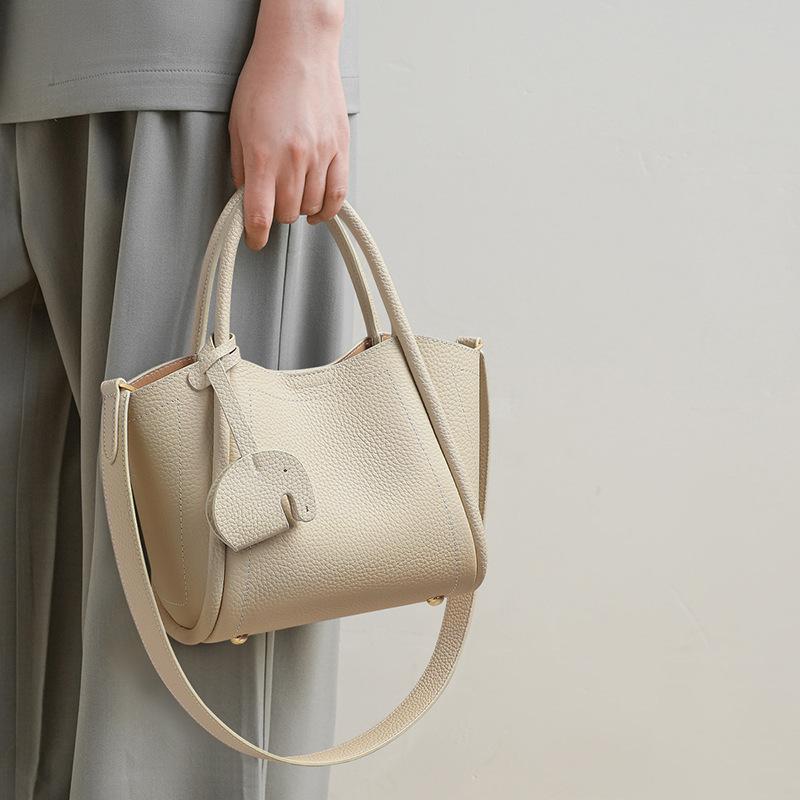 Bucket bag women s new women s bag summer leather shoulder handbag premium messenger bag
Bucket bag women s new women s bag summer leather shoulder handbag premium messenger bag