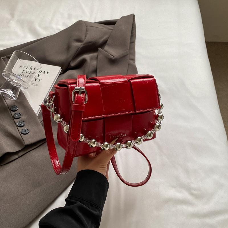 Niche design fashionable one-shoulder woven plaid bag women s 2024 summer new versatile messenger small square bag бордовий
Niche design fashionable one-shoulder woven plaid bag women s 2024 summer new versatile messenger small square bag бордовий