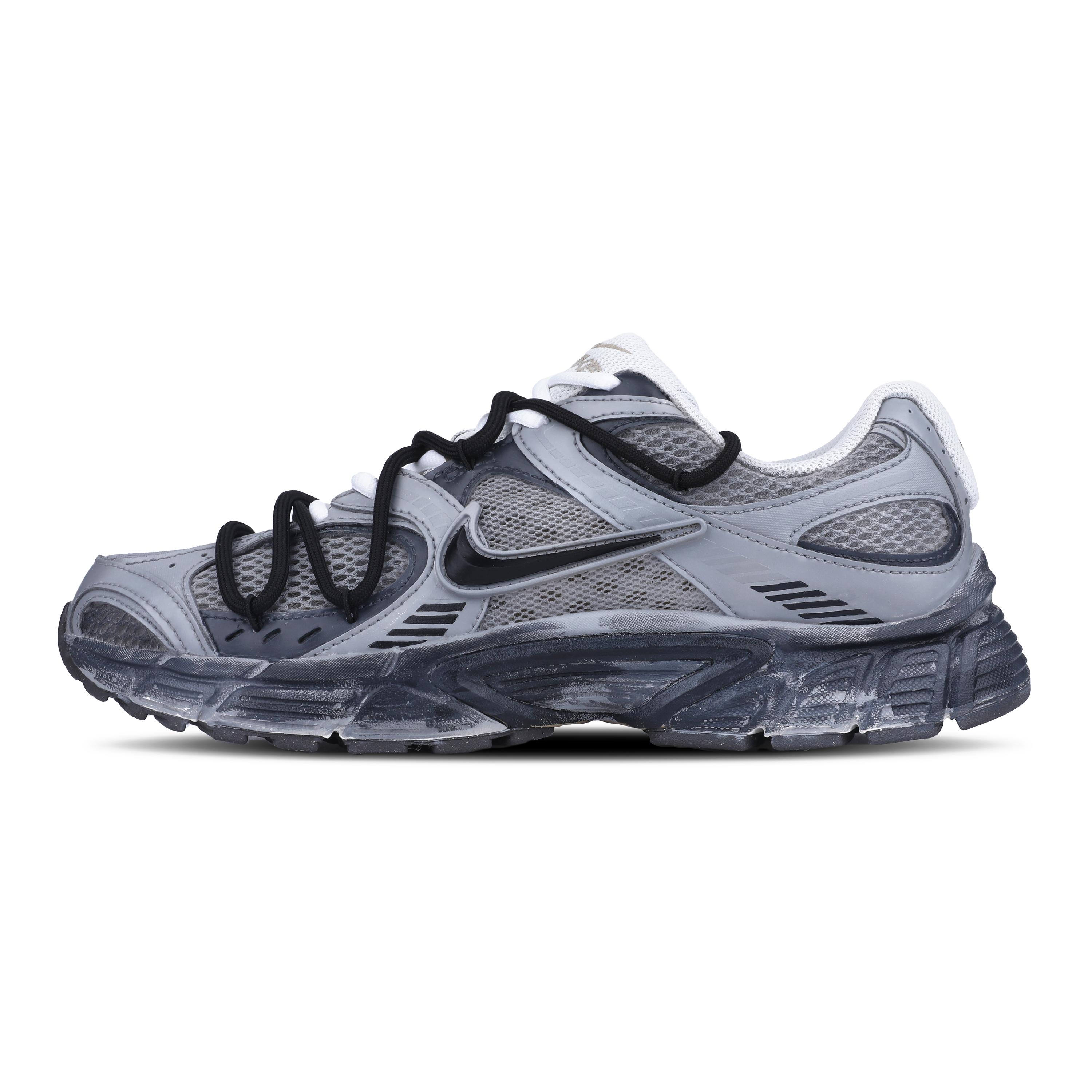 Nike V5 RNR Mesh Abrasion Resistant Breathable Abrasion Resistant Breathable Low top Running Shoes Men s Gray HJ5228-102(Team51-) 42
Nike V5 RNR Mesh Abrasion Resistant Breathable Abrasion Resistant Breathable Low top Running Shoes Men s Gray HJ5228-102(Team51-) 42