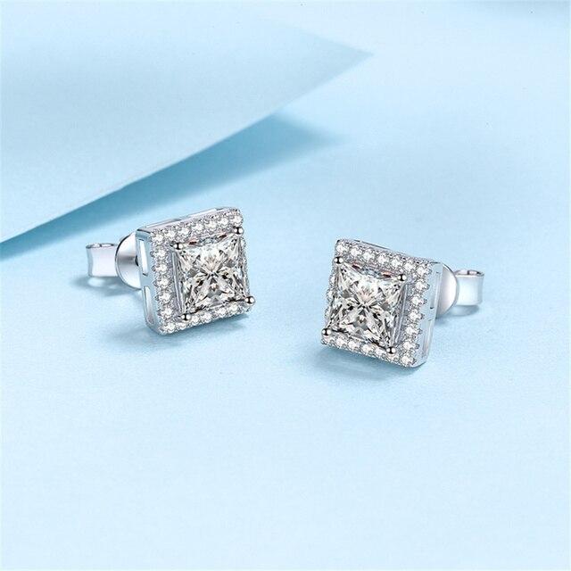 Индивидуальные модные серьги-гвоздики из 100% стерлингового серебра 925 пробы, квадратные серьги-гвоздики для помолвки, свадьбы, вечеринки, изысканные ювелирные изделия 1 carat
Индивидуальные модные серьги-гвоздики из 100% стерлингового серебра 925 пробы, квадратные серьги-гвоздики для помолвки, свадьбы, вечеринки, изысканные ювелирные изделия 1 carat