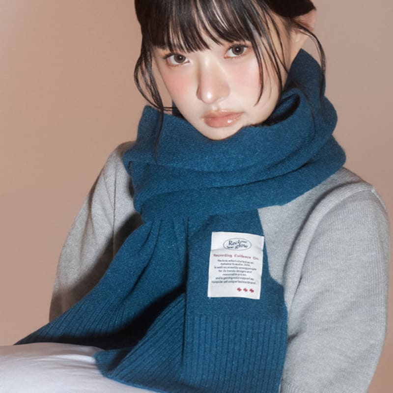 RECLOW Wool Touch Knit Muffler Turquoise PACKAGE BOX (gift wrapping available) (5,000 won)
RECLOW Wool Touch Knit Muffler Turquoise PACKAGE BOX (gift wrapping available) (5,000 won)