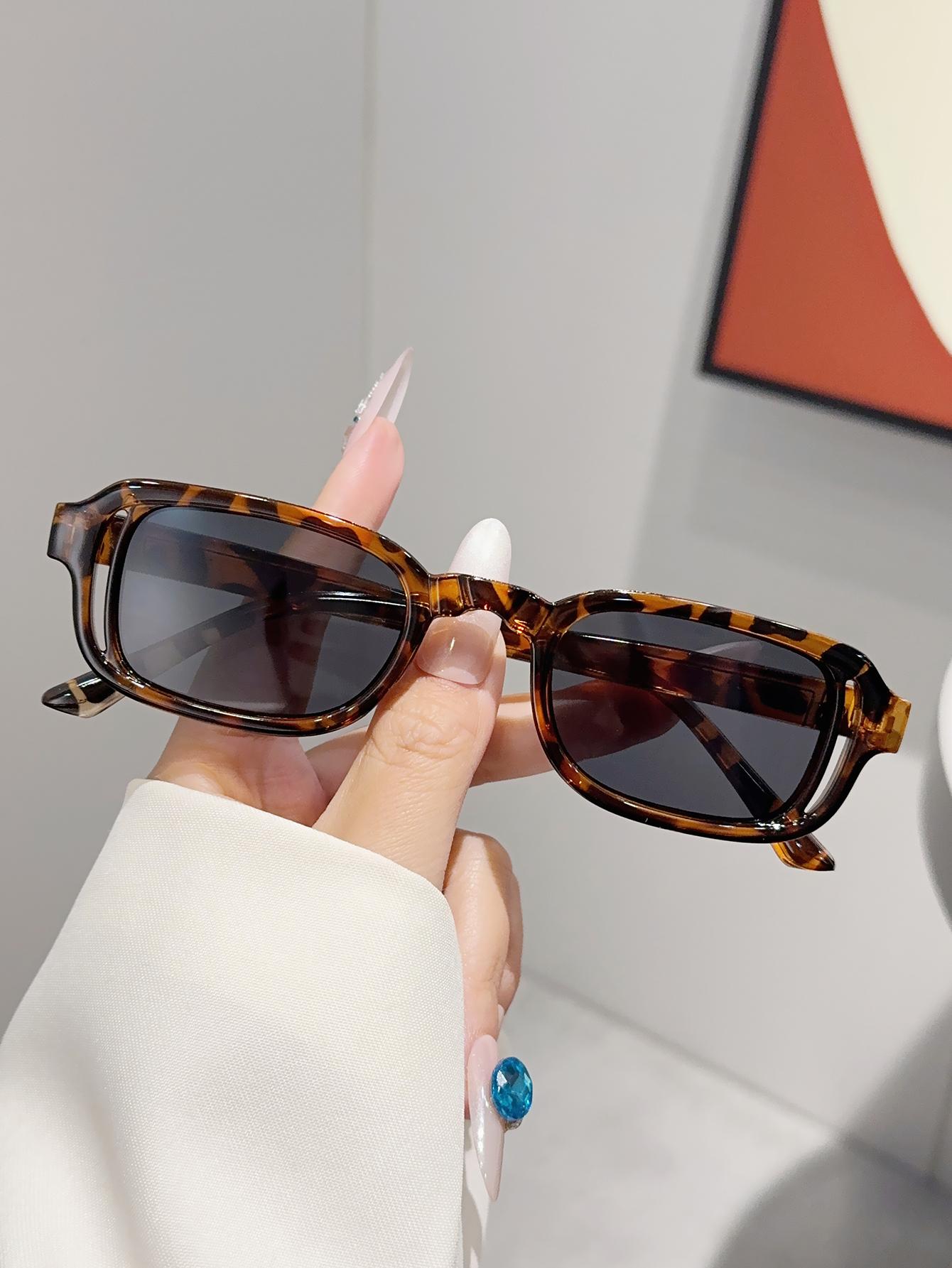 1Pc Fashion Small Frame Rectangular Anti-Light Glasses High Quality Sunglasses Retro Men s and Women s Glasses Uv400
1Pc Fashion Small Frame Rectangular Anti-Light Glasses High Quality Sunglasses Retro Men s and Women s Glasses Uv400