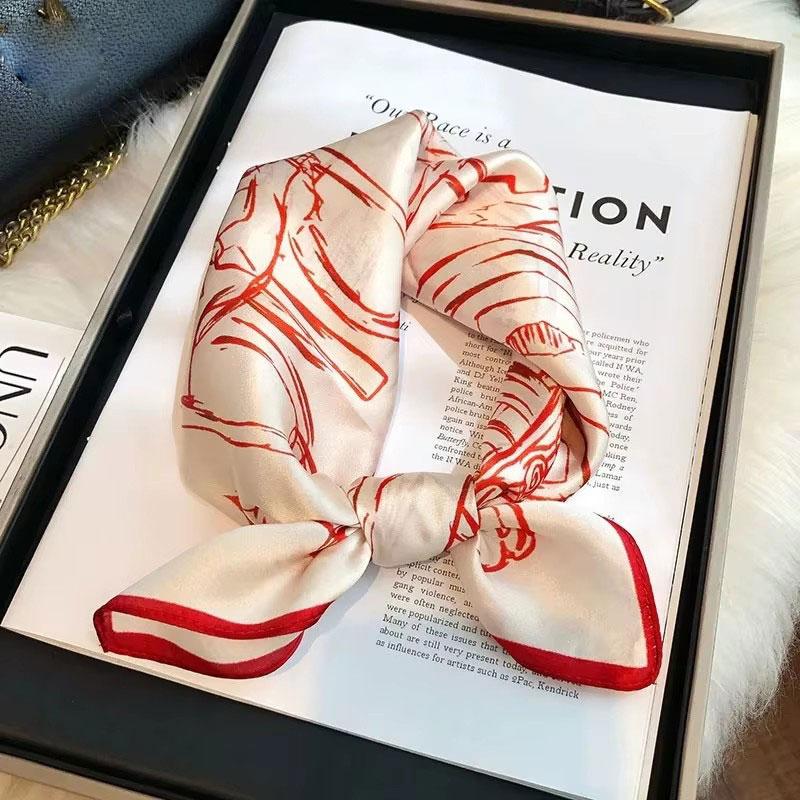 100% Натуральный Шарф из Натурального Шелка Женский Принт Бандана Квадратные Шарфы Тутовый Шелк Весенняя Мода Роскошь Летний Пляж Высокое Качество Хиджаб Real silk 53x53cm
100% Натуральный Шарф из Натурального Шелка Женский Принт Бандана Квадратные Шарфы Тутовый Шелк Весенняя Мода Роскошь Летний Пляж Высокое Качество Хиджаб Real silk 53x53cm