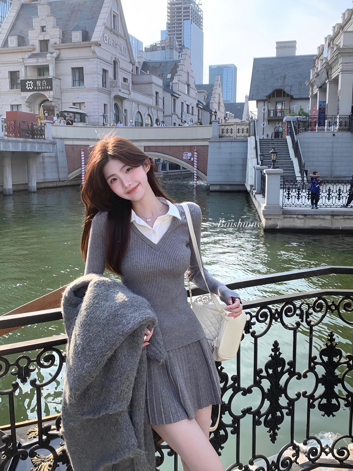 Baishui Women s Preppy Style Knitted Two-Piece Set: A-Line Midi Skirt & Top for Autumn/Winter Korean Fashion Medium
Baishui Women s Preppy Style Knitted Two-Piece Set: A-Line Midi Skirt & Top for Autumn/Winter Korean Fashion Medium