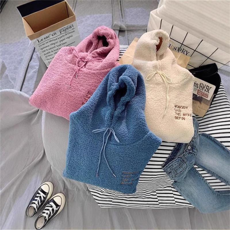 2024 Women s Korean Style Lambswool Fleece Hoodie - Loose Fit, Thickened, Perfect for Autumn/Winter Small
2024 Women s Korean Style Lambswool Fleece Hoodie - Loose Fit, Thickened, Perfect for Autumn/Winter Small
