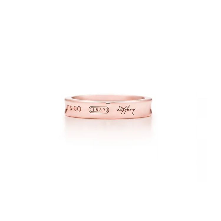 Tiffany & Co. Letter Logo Metal Ring Unisex rings Rose-Gold 60141958 6
Tiffany & Co. Letter Logo Metal Ring Unisex rings Rose-Gold 60141958 6