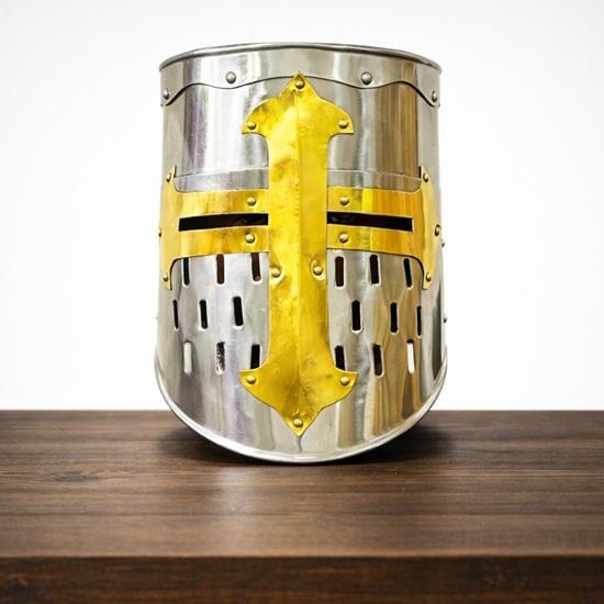 Medieval Great Helm Crusader Knight Helmet with Brass Cross 18 Gauge Steel Wearable Armor for LARP, Reenactment, Cosplay Decor
Medieval Great Helm Crusader Knight Helmet with Brass Cross 18 Gauge Steel Wearable Armor for LARP, Reenactment, Cosplay Decor
