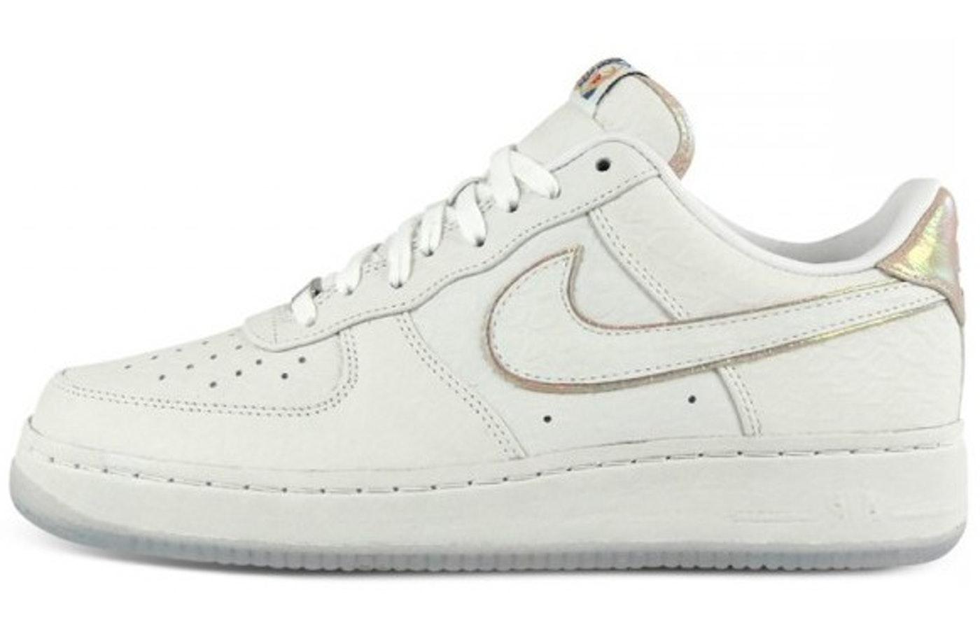 Nike Air Force 1 Low Year Of The Dragon 3 533281-110 44.5
Nike Air Force 1 Low Year Of The Dragon 3 533281-110 44.5
