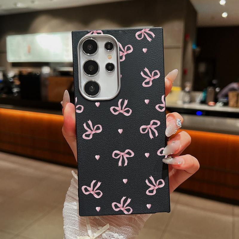 Розовый бант с принтом матовый тонкий чехол для Samsung S25 Ultra S24 FE S23 S22 A56 A36 A16 A55 A15 A35 A26 кожаная текстура мягкий TPU противоударный чехол для телефона Samsung A52 5G чёрный/розовый
Розовый бант с принтом матовый тонкий чехол для Samsung S25 Ultra S24 FE S23 S22 A56 A36 A16 A55 A15 A35 A26 кожаная текстура мягкий TPU противоударный чехол для телефона Samsung A52 5G чёрный/розовый