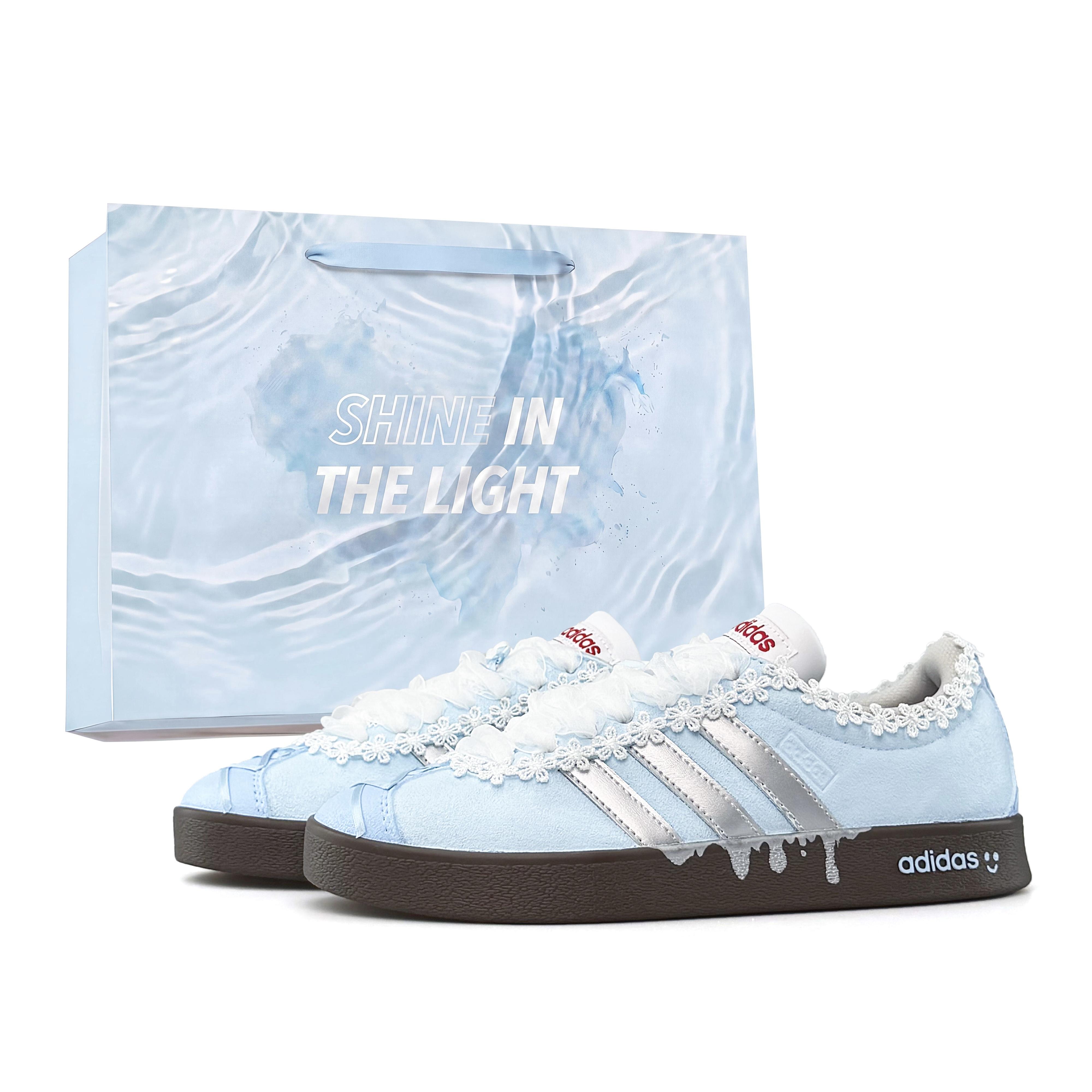 Adidas Vl Court Classic Light Cloud Edge, Shopping Bag Included Breathable Low top Skateboard Shoes Unisex Silver Blue JS3003(Team920-BOX2) 44⅔
Adidas Vl Court Classic Light Cloud Edge, Shopping Bag Included Breathable Low top Skateboard Shoes Unisex Silver Blue JS3003(Team920-BOX2) 44⅔