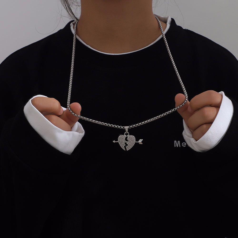Fashion Jewelry Heart Couple Necklace Men Clavicle Chain Stainless Steel Astronaut Pendant Necklace Astronaut A
Fashion Jewelry Heart Couple Necklace Men Clavicle Chain Stainless Steel Astronaut Pendant Necklace Astronaut A