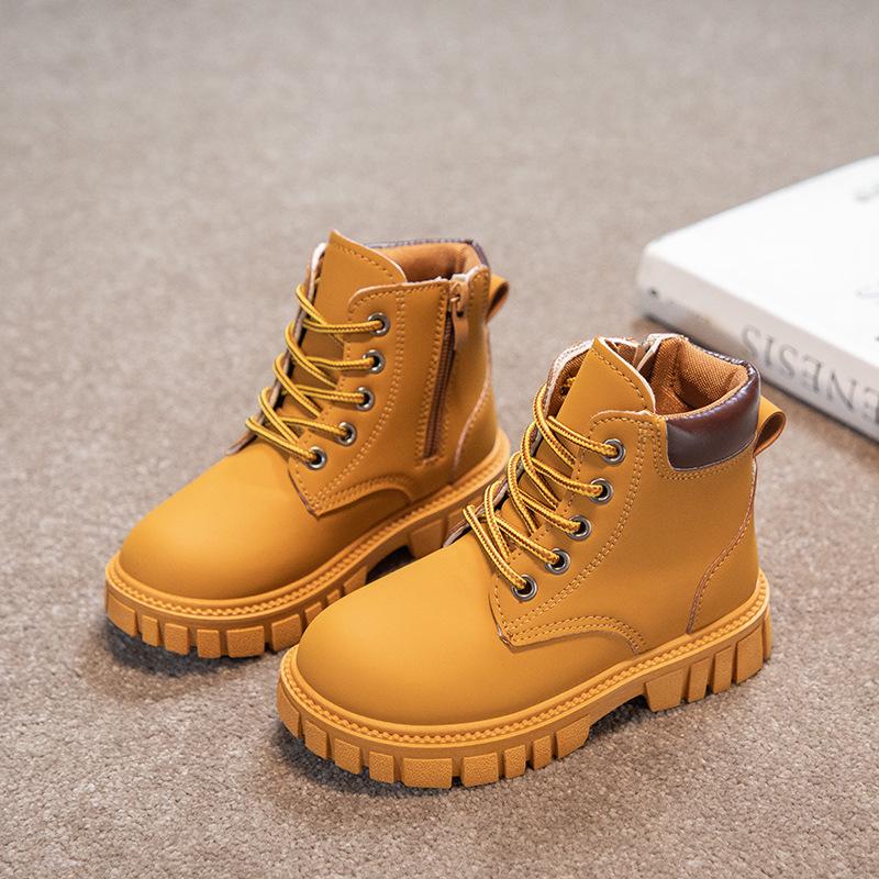Girls & Boys Dr. Martens 2025 Autumn/Winter British Style Leather Ankle Boots - Trendy Children s Fashion Boots. Size 26-31, Box of 48 pairs
Girls & Boys Dr. Martens 2025 Autumn/Winter British Style Leather Ankle Boots - Trendy Children s Fashion Boots. Size 26-31, Box of 48 pairs