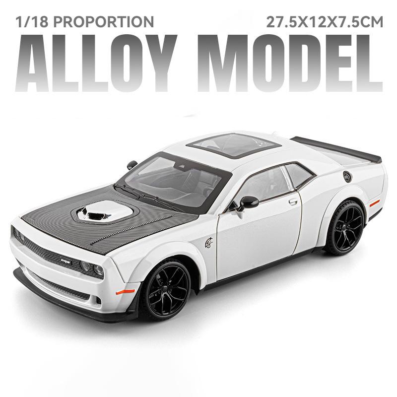 1:18 Challenger SRT Hellcat Redeye Alloy Model Car Toy Diecasts Metal Casting Sound and Light Car Toys For Children Vehicle белый
1:18 Challenger SRT Hellcat Redeye Alloy Model Car Toy Diecasts Metal Casting Sound and Light Car Toys For Children Vehicle белый