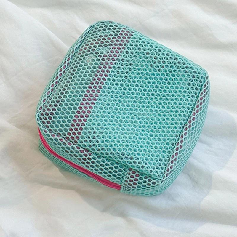 Women Makeup Pouch Lightweight Mesh Cosmetic Bag Portable Square Multi-purpose Transparent Storage Bag Mini Handle Toiletry Bags About 12x12x5cm
Women Makeup Pouch Lightweight Mesh Cosmetic Bag Portable Square Multi-purpose Transparent Storage Bag Mini Handle Toiletry Bags About 12x12x5cm