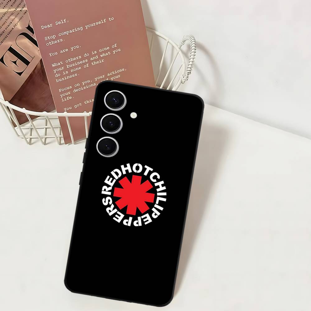 Чехол для телефона группы Red Hot Chili P-Peppers для Samsung S 24 Fe 25 Ultra Plus 20 Lite 21 30 22 23 24 22 Ultra 5G Fundas Samsung S22 5G
Чехол для телефона группы Red Hot Chili P-Peppers для Samsung S 24 Fe 25 Ultra Plus 20 Lite 21 30 22 23 24 22 Ultra 5G Fundas Samsung S22 5G