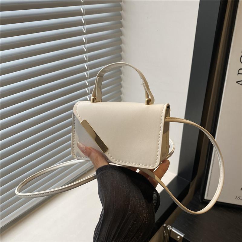 Textured messenger bag women s summer new fashion simple shoulder bag trendy messenger bag women белый
Textured messenger bag women s summer new fashion simple shoulder bag trendy messenger bag women белый