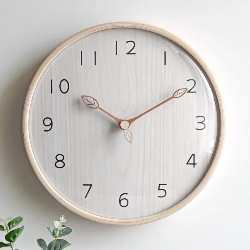 Solid wood wall clock modern minimalist living room home silent clock personality fashion creative Nordic clock
Solid wood wall clock modern minimalist living room home silent clock personality fashion creative Nordic clock
