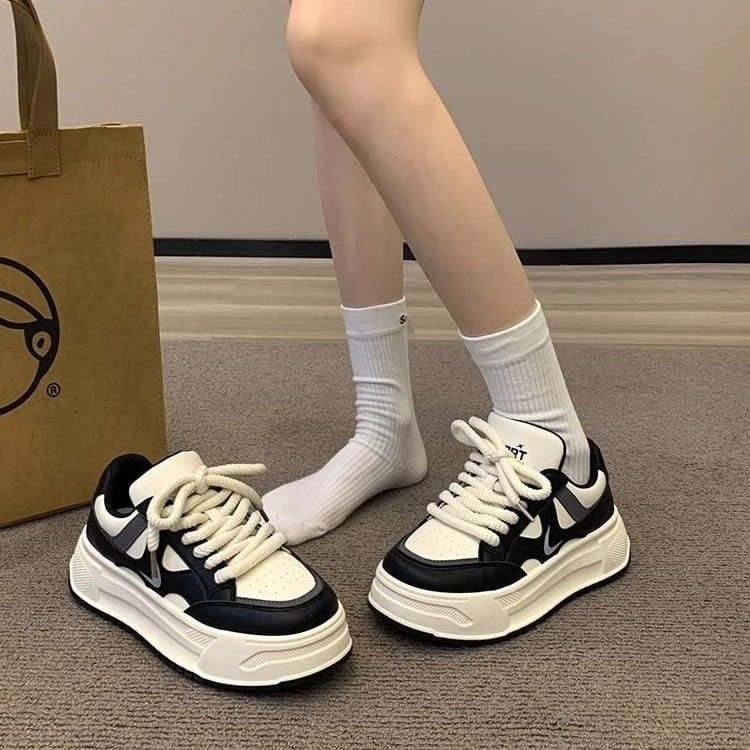 22 autumn new casual retro niche thick baseplate shoes super fire sports 35 чёрный
22 autumn new casual retro niche thick baseplate shoes super fire sports 35 чёрный