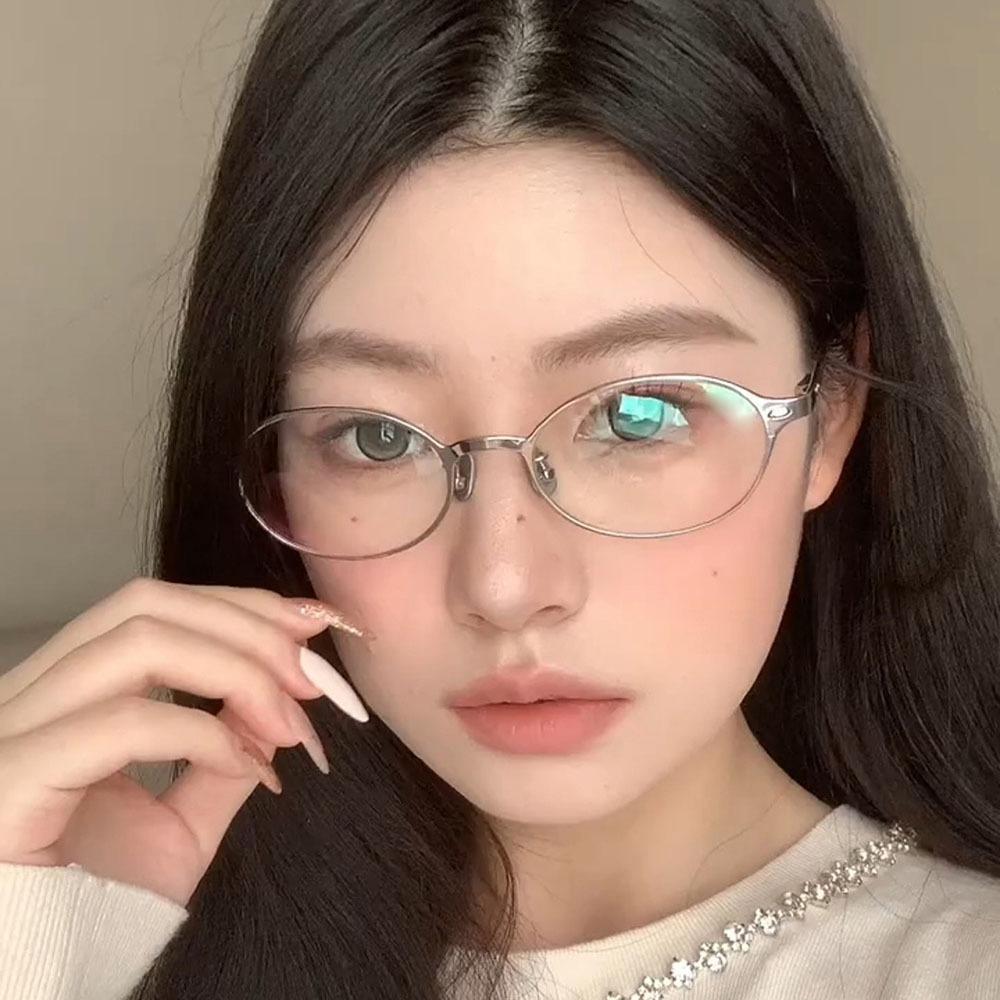 Retro Metal Oval Glasses Spicy Girl Optical Spectacle Eyeglass Party Anti-blue Eyeglasses Hip-hop Gold-Transparent
Retro Metal Oval Glasses Spicy Girl Optical Spectacle Eyeglass Party Anti-blue Eyeglasses Hip-hop Gold-Transparent