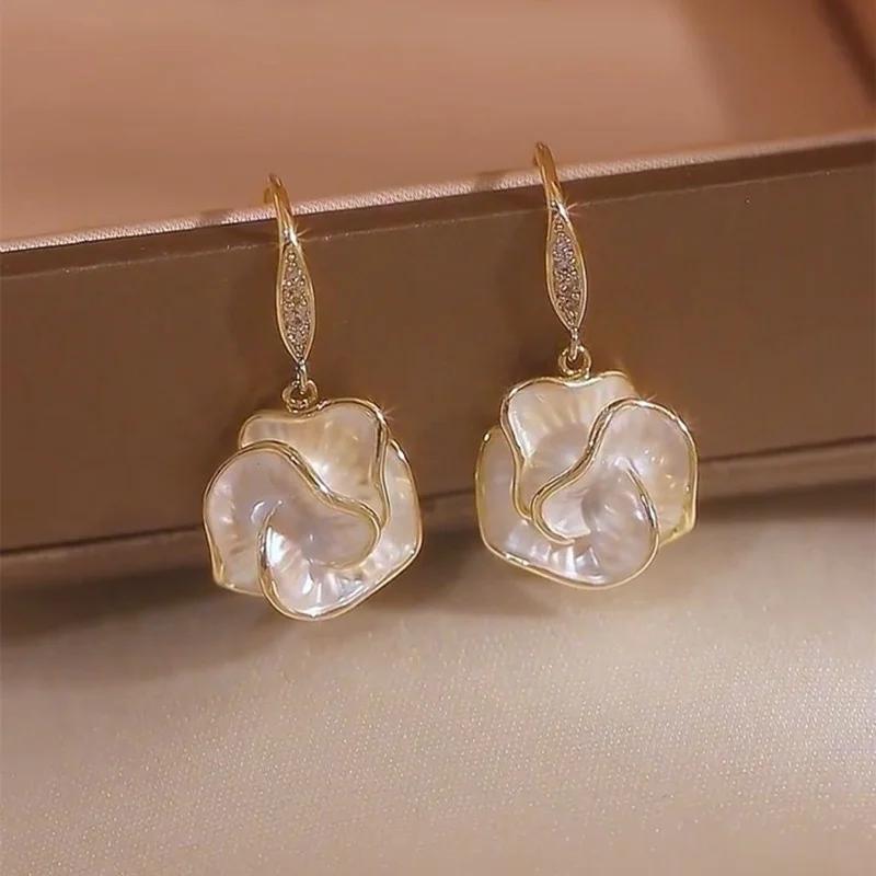 Корейская мода Белые серьги-капли с цветами для женщин Роскошные украшения Милые аксессуары для вечеринок и девушек белый