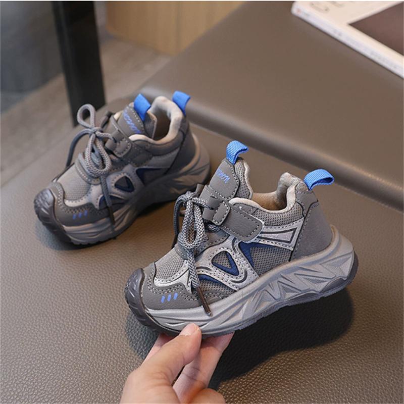 New Winter Children Shoes For Boys Leather Toddler Kids Outdoor Tennis Soft Sole Sport Shoes Fashion Girls Sneakers 25 сірий
New Winter Children Shoes For Boys Leather Toddler Kids Outdoor Tennis Soft Sole Sport Shoes Fashion Girls Sneakers 25 сірий