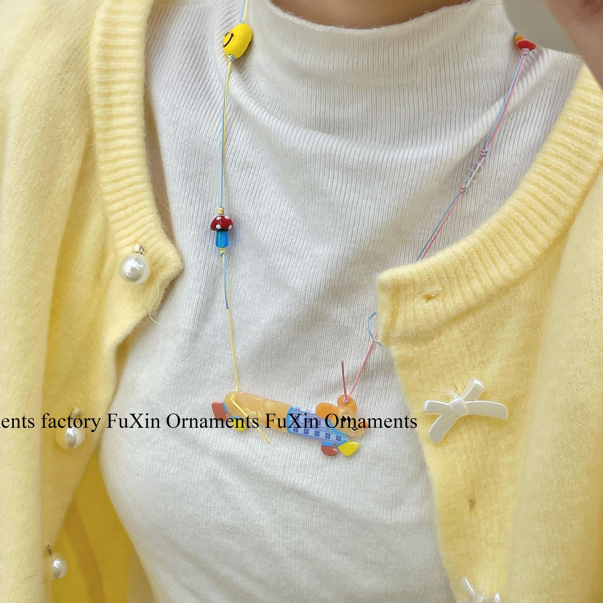 Оригинальное регулируемое ожерелье в виде таксы с цветным горошком и уникальным дизайном N1041 Plaid Puppy Necklace синий
Оригинальное регулируемое ожерелье в виде таксы с цветным горошком и уникальным дизайном N1041 Plaid Puppy Necklace синий