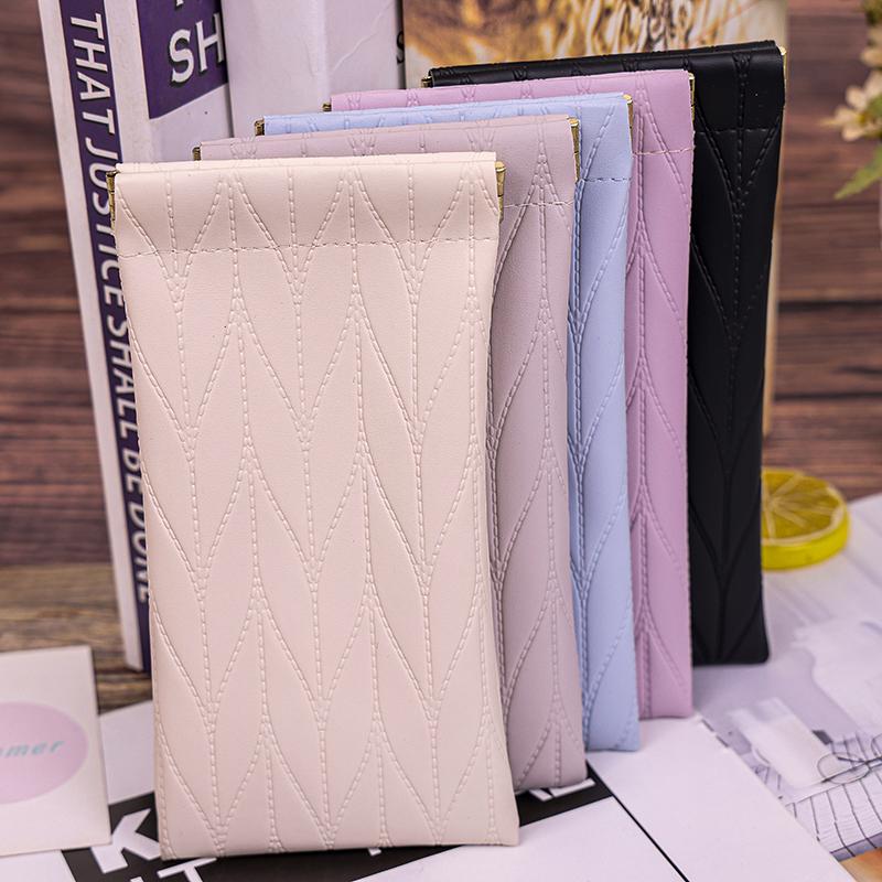 2Pcs Lightweight Leather Glasses Storage Bags Automatic Closed Sunglasses Protective Storage Waterproof Eyewear Glasses Bags
2Pcs Lightweight Leather Glasses Storage Bags Automatic Closed Sunglasses Protective Storage Waterproof Eyewear Glasses Bags