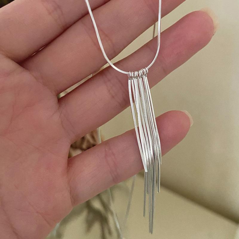 New S925 Silver Sparkling Long Choker Snake Bone Chain Tassel necklace For Women Simple Party Fine Jewelry Gift Wholesale
New S925 Silver Sparkling Long Choker Snake Bone Chain Tassel necklace For Women Simple Party Fine Jewelry Gift Wholesale