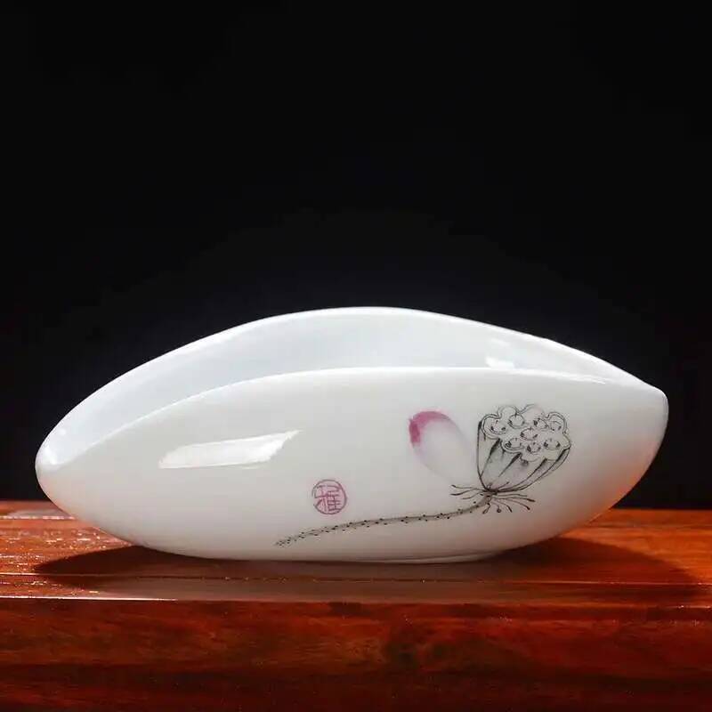 White Porcelain Cha He * Tea Presentation Vessel Kung Fu Tea Accessories tea tray шоколадний
White Porcelain Cha He * Tea Presentation Vessel Kung Fu Tea Accessories tea tray шоколадний