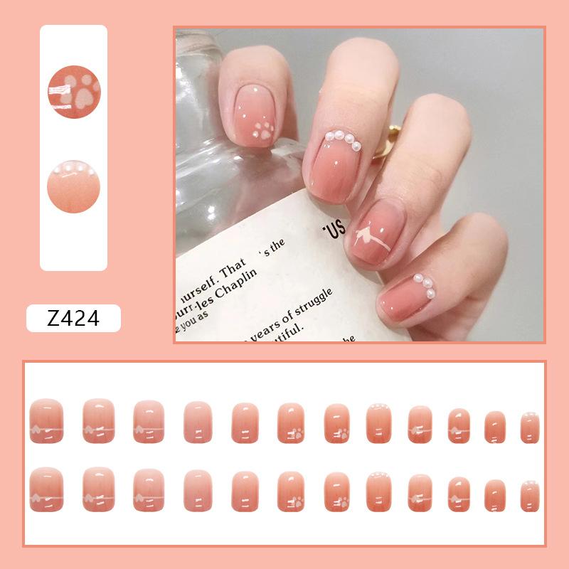 Искусственные ногти с жемчугом и бриллиантами. Квадратные ногти. Градиент цвета. Размазывание. Интернет-знаменитости. Популярный дизайн ногтей.
Искусственные ногти с жемчугом и бриллиантами. Квадратные ногти. Градиент цвета. Размазывание. Интернет-знаменитости. Популярный дизайн ногтей.