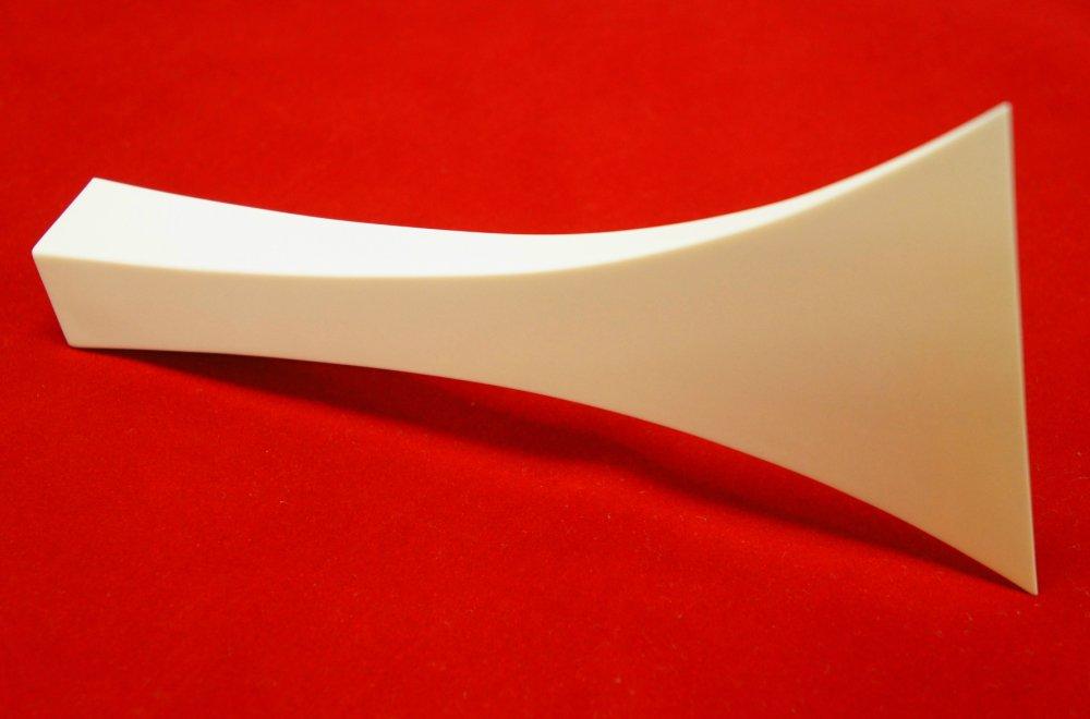 White Elephant Plastic Plectrum for Shamisen (Folk Music) (Size 40)
White Elephant Plastic Plectrum for Shamisen (Folk Music) (Size 40)