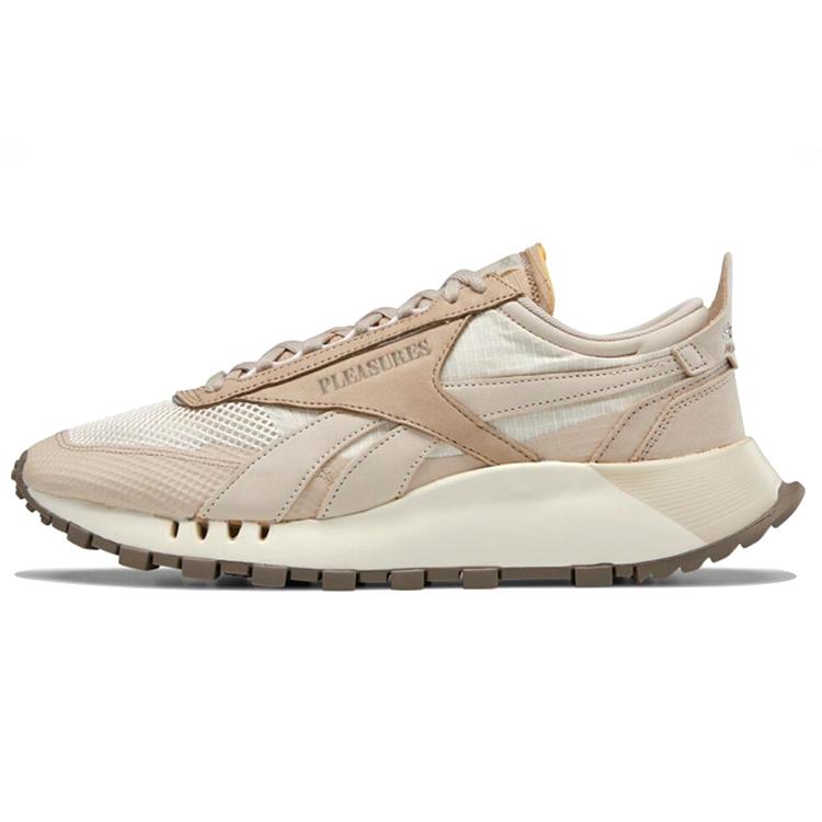 Reebok Pleasures x Reebok Classic Leather Legacy California Desert H68666 37.5
Reebok Pleasures x Reebok Classic Leather Legacy California Desert H68666 37.5
