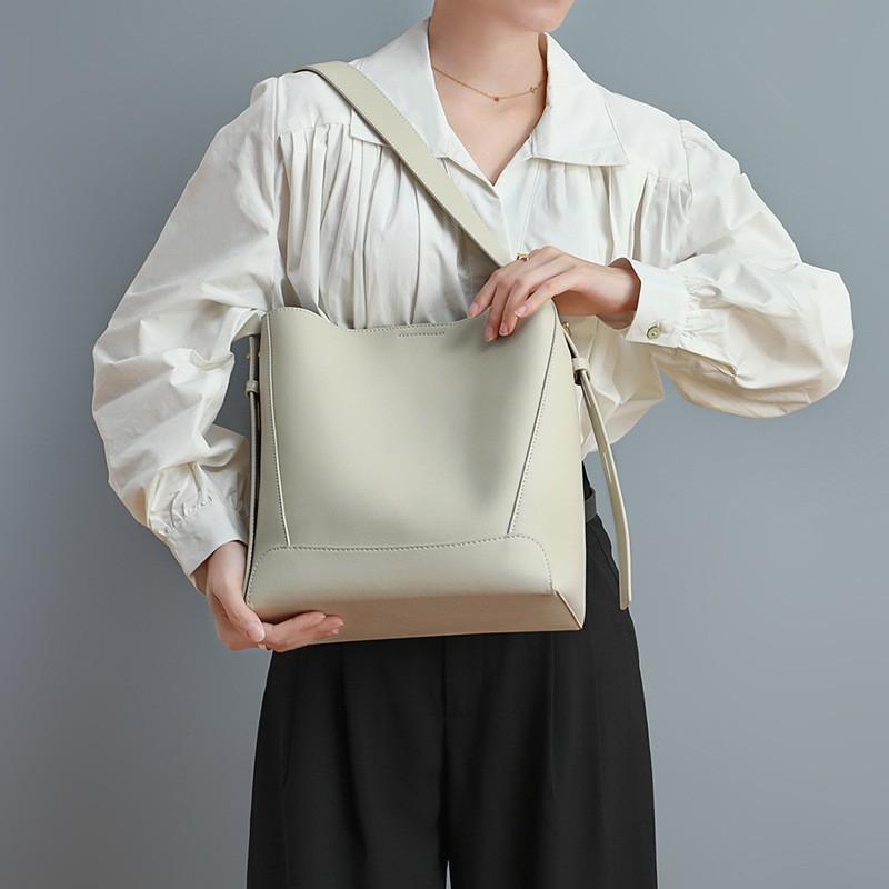 Niche Женская сумка весна/лето женская сумка через плечо Универсальная кожаная сумка-ведро на одно плечо для поездок на работу
Niche Женская сумка весна/лето женская сумка через плечо Универсальная кожаная сумка-ведро на одно плечо для поездок на работу