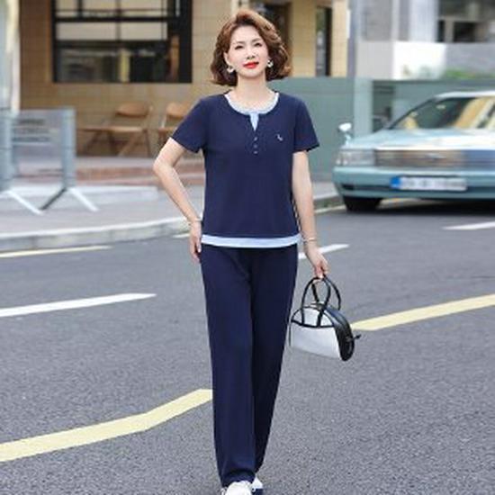 Midlife Women s Casual Summer Sportswear Set – Short-Sleeve Top and Pants 5XL синій
Midlife Women s Casual Summer Sportswear Set – Short-Sleeve Top and Pants 5XL синій