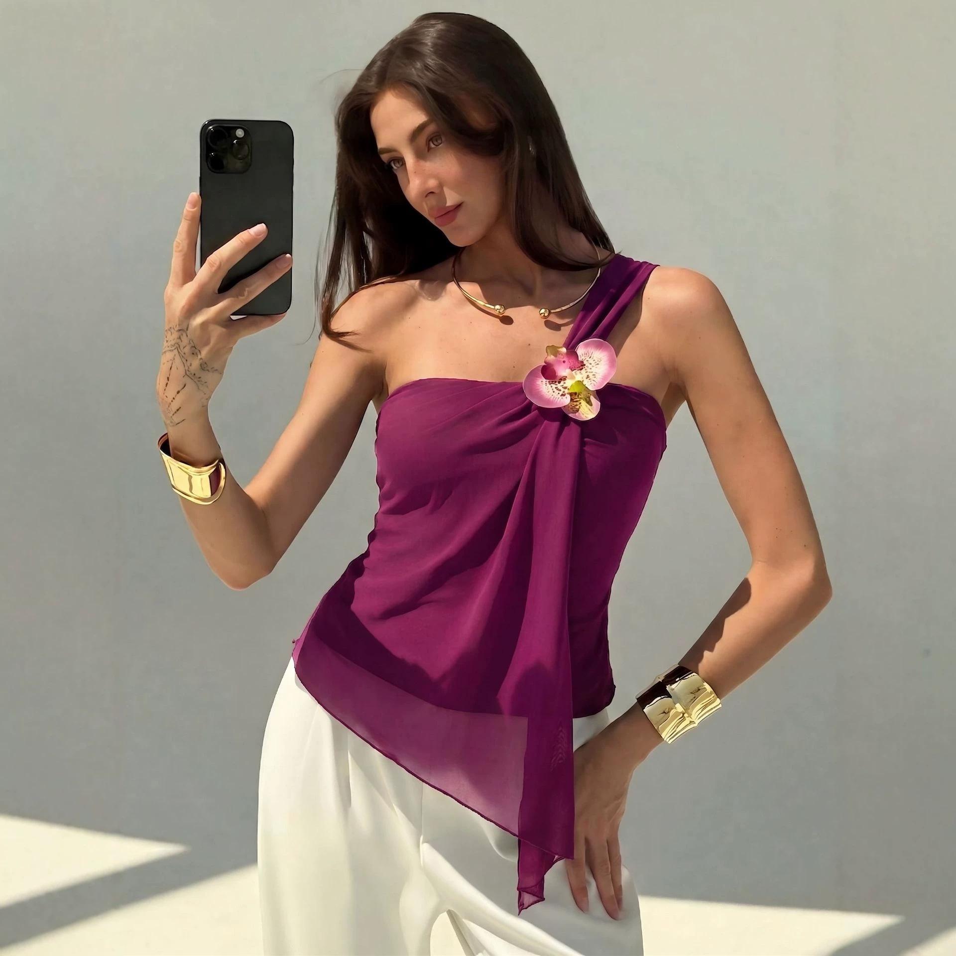 Mesh Irregular Sloping Shoulder Three-dimensional Flower Decorative Vest Top For Women s Clothing L темно-красного
Mesh Irregular Sloping Shoulder Three-dimensional Flower Decorative Vest Top For Women s Clothing L темно-красного