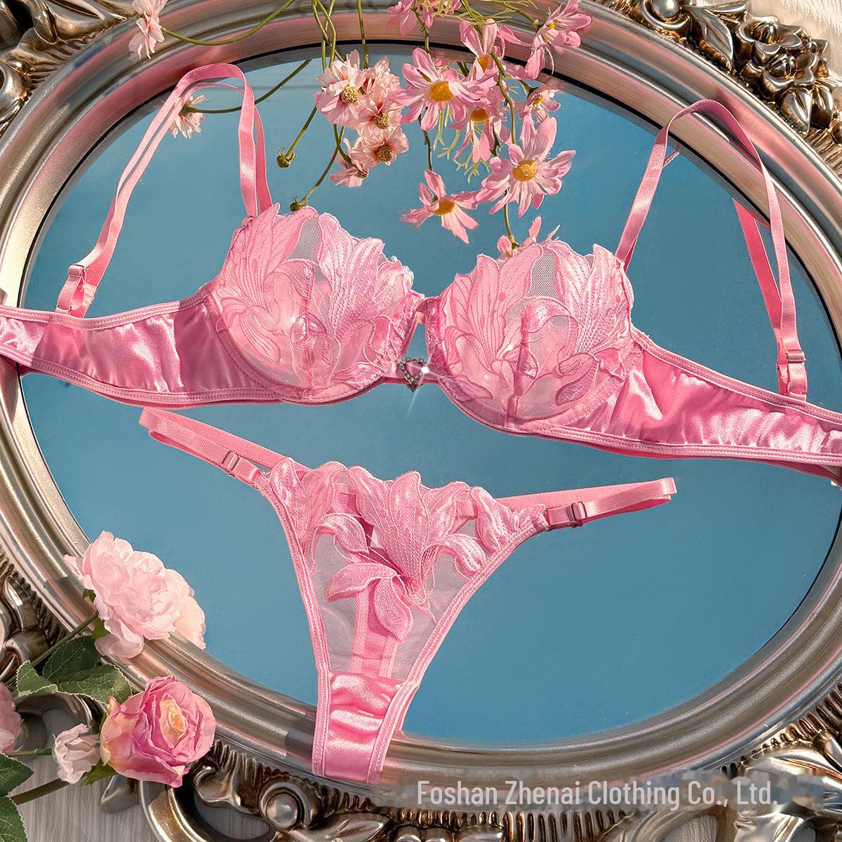 Z Комплект сексуального нижнего белья с вышивкой цветов Extra Large розовый
Z Комплект сексуального нижнего белья с вышивкой цветов Extra Large розовый