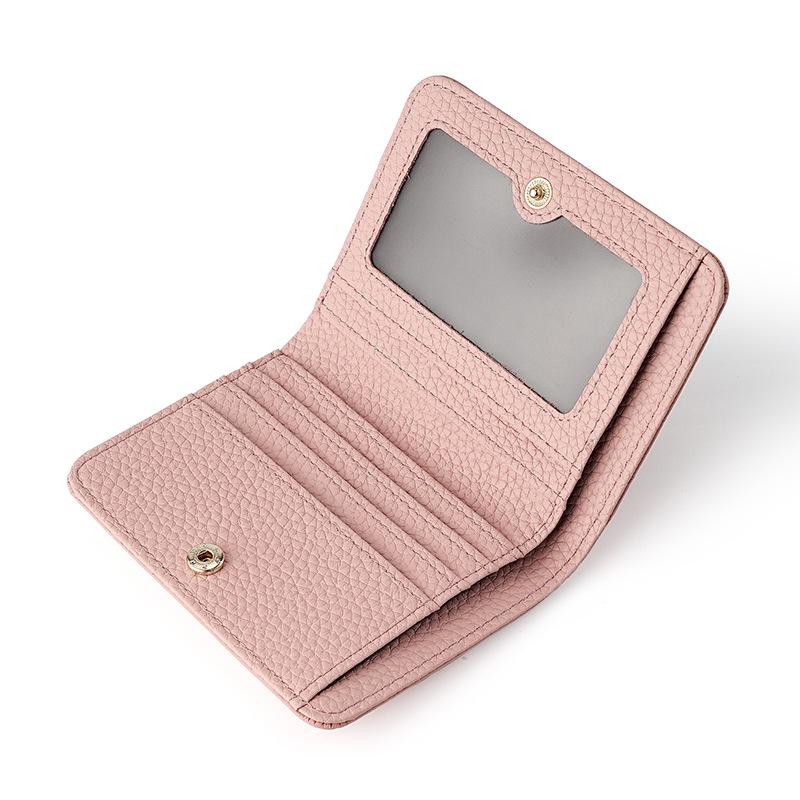 Женский кошелек из натуральной коровьей кожи 2024 года — небольшой, портативный, с блокировкой RFID, отделениями для нескольких карт и монетницей на кнопке
Женский кошелек из натуральной коровьей кожи 2024 года — небольшой, портативный, с блокировкой RFID, отделениями для нескольких карт и монетницей на кнопке