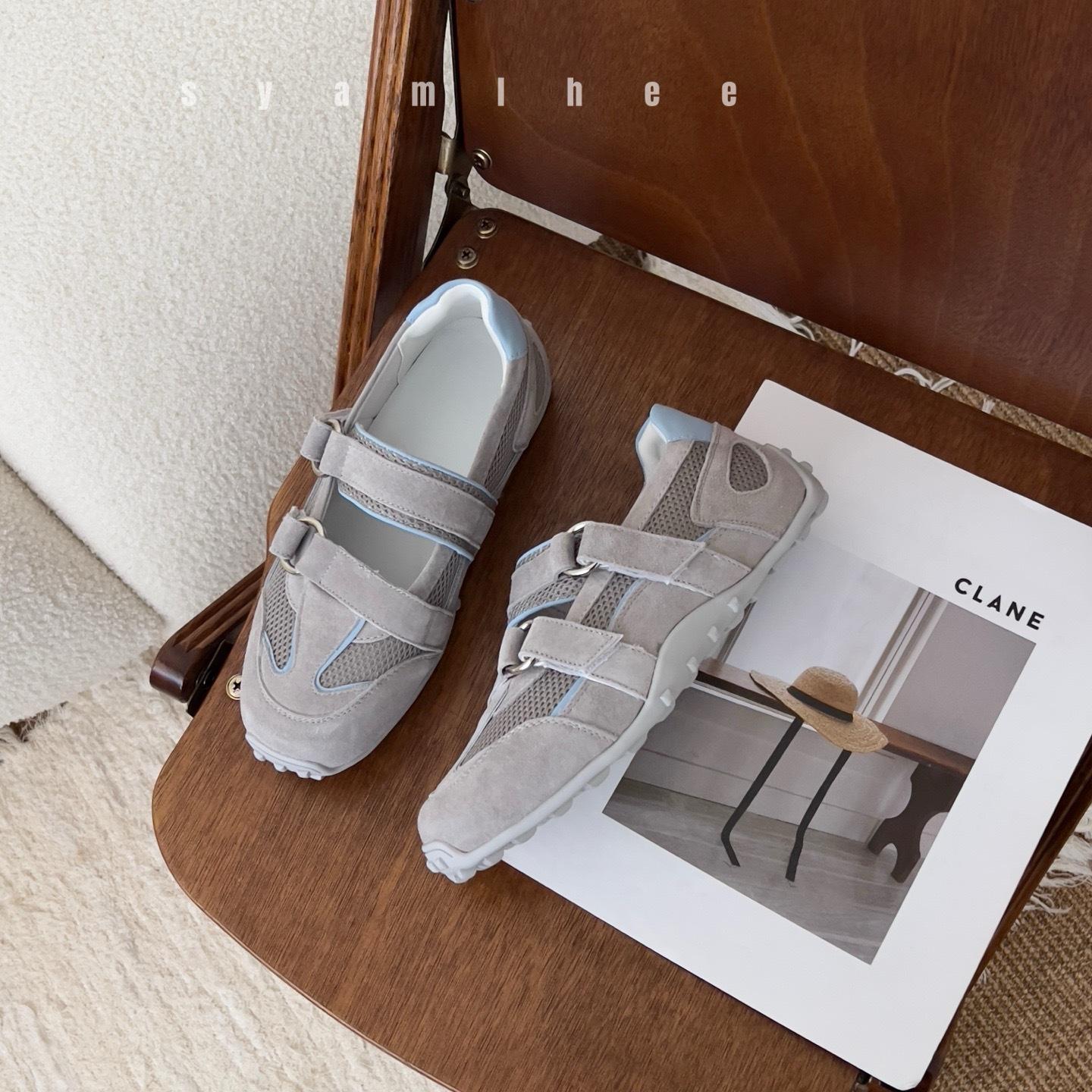 Кроссовки Wind Retro Velcro с круглым носком, дышащая сетчатая обувь для бега, универсальные и удобные одиночные туфли 39
Кроссовки Wind Retro Velcro с круглым носком, дышащая сетчатая обувь для бега, универсальные и удобные одиночные туфли 39