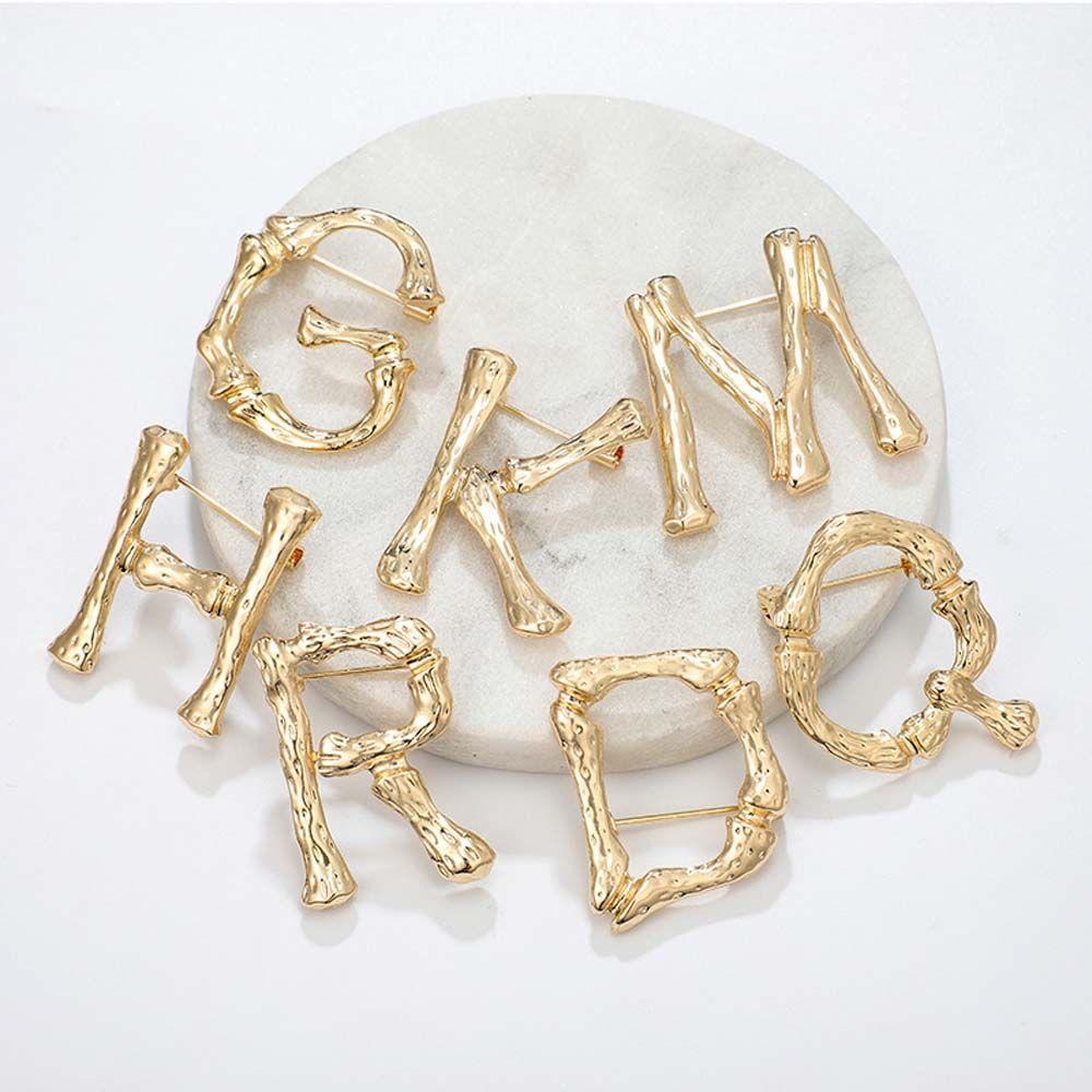 Цинк цинковый сплав буква начальная нерегулярная для женщин девочек металлические броши булавки корсаж ювелирные изделия аксессуары
Цинк цинковый сплав буква начальная нерегулярная для женщин девочек металлические броши булавки корсаж ювелирные изделия аксессуары