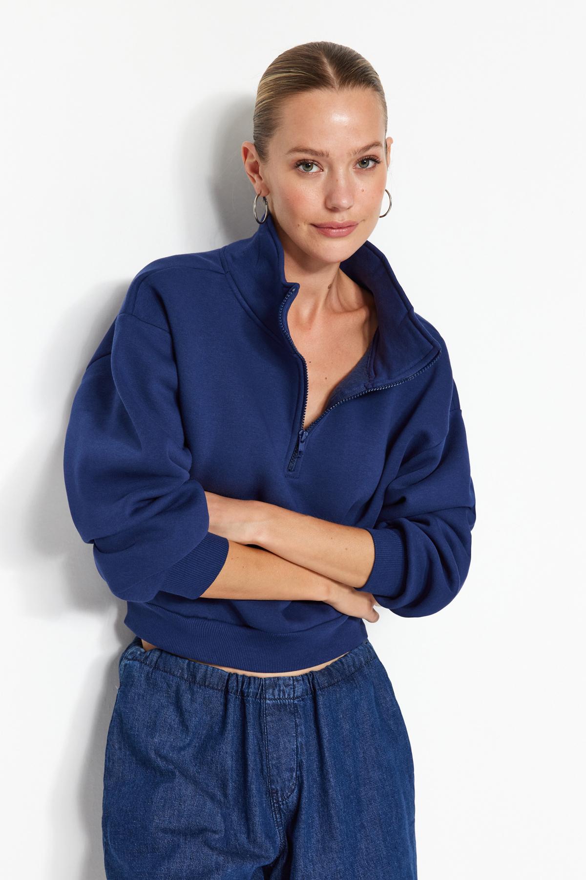 Women s Fashion New Sweatshirt Navy Blue Casual Cut Crop Basic Zippered Stand Collar Thick Inside Fleece Knitted Sweatshirt XL темно-синього кольору
Women s Fashion New Sweatshirt Navy Blue Casual Cut Crop Basic Zippered Stand Collar Thick Inside Fleece Knitted Sweatshirt XL темно-синього кольору