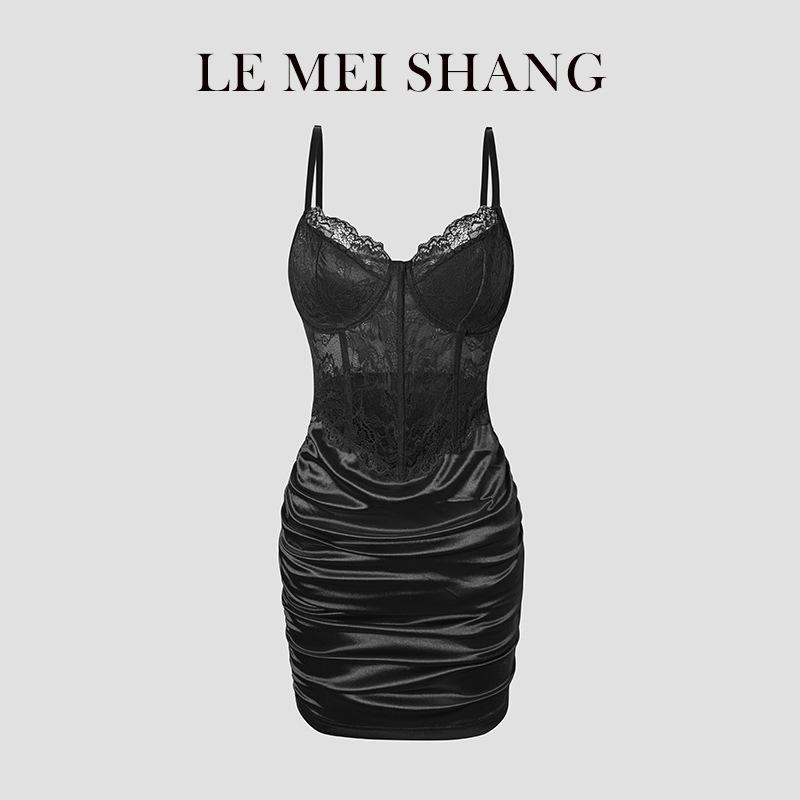Summer wind sexy lace suspender hip steel ring fishbone temperament slim lace solid color dress XS чёрный
Summer wind sexy lace suspender hip steel ring fishbone temperament slim lace solid color dress XS чёрный