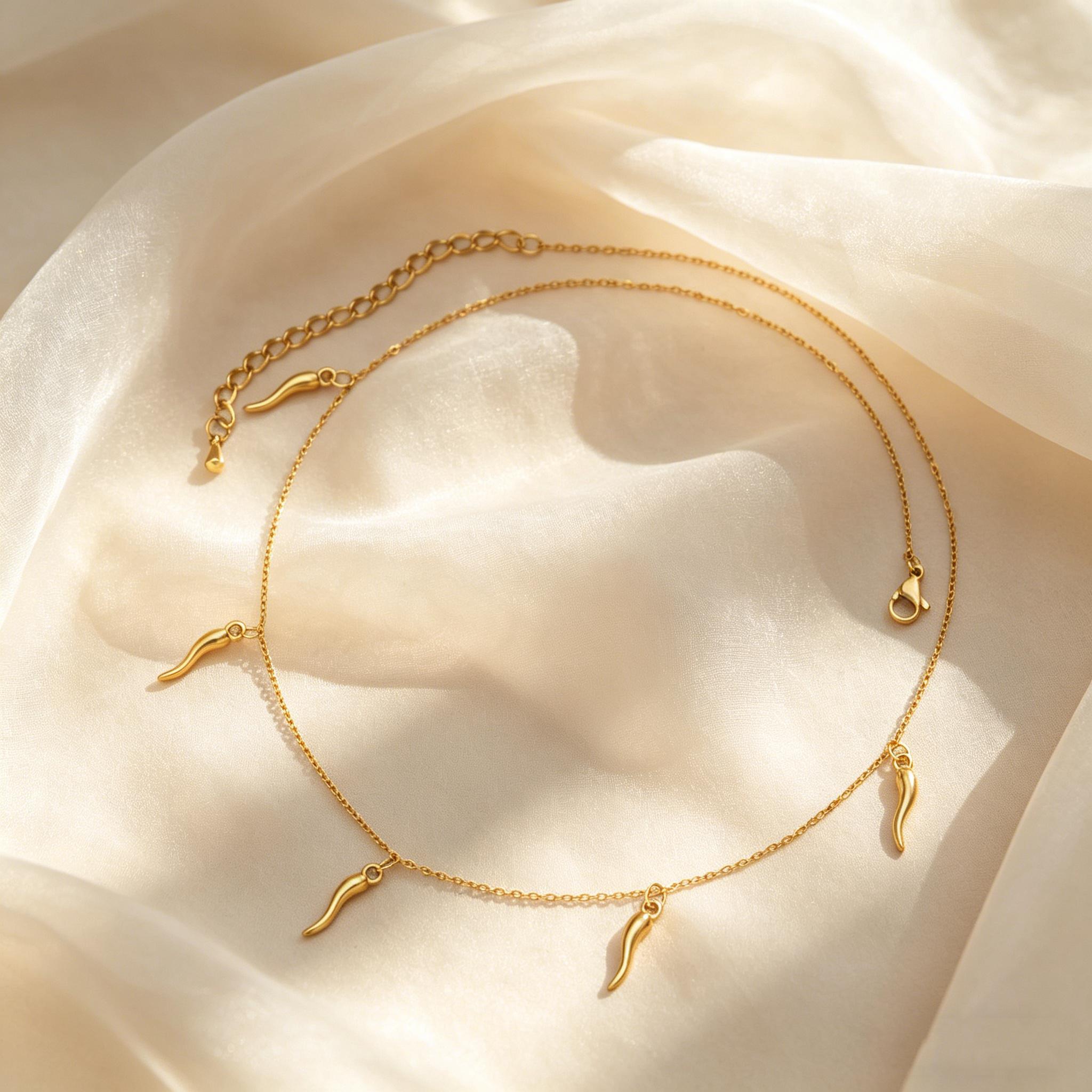 Gold Plated Chili Pendant Necklace Imitation Pearl Water Drop Charm Chain Choker Necklace for Women Stainless Steel Jewelry
Gold Plated Chili Pendant Necklace Imitation Pearl Water Drop Charm Chain Choker Necklace for Women Stainless Steel Jewelry