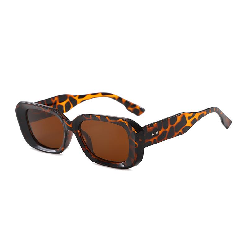New Small Rectangle Women Sunglasses Vintage Simple Casual Men Outdoor Eyewear Shades UV Protection Glasses 1PC
New Small Rectangle Women Sunglasses Vintage Simple Casual Men Outdoor Eyewear Shades UV Protection Glasses 1PC